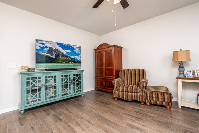 601 Sheyes Cir, Columbia, TN 38401