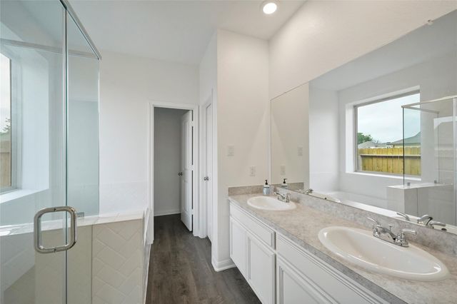600 Danielle Street, Dayton, TX 77535