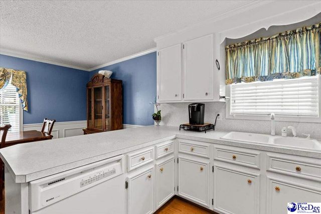 2151 Woodmore Circle, Florence, SC 29505