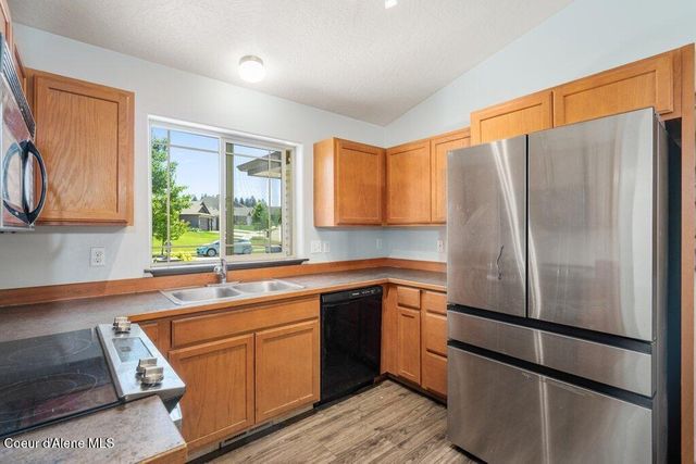 3551 N Carriage Ct, Post Falls, ID 83854