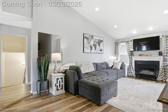 6487 Sheppard Drive, Westland, MI 48185