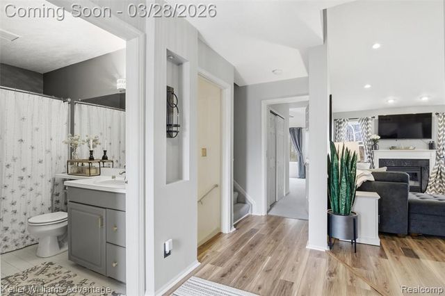 6487 Sheppard Drive, Westland, MI 48185