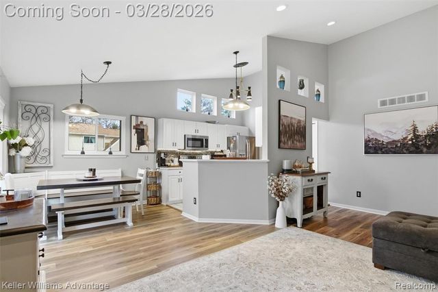 6487 Sheppard Drive, Westland, MI 48185