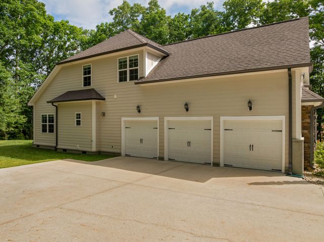 2415 Anchor Trail, Signal Mountain, TN 37377