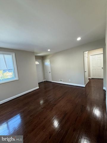 6809 GREENVALE PKWY, Hyattsville, MD 20784