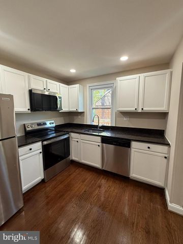 6809 GREENVALE PKWY, Hyattsville, MD 20784