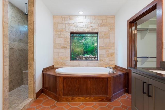 8731 SH 79 Highway, Milano, TX 76556