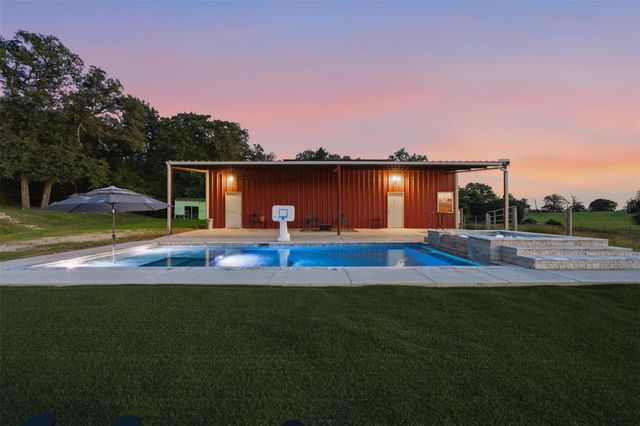 8731 SH 79 Highway, Milano, TX 76556