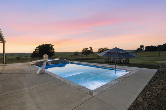 8731 SH 79 Highway, Milano, TX 76556