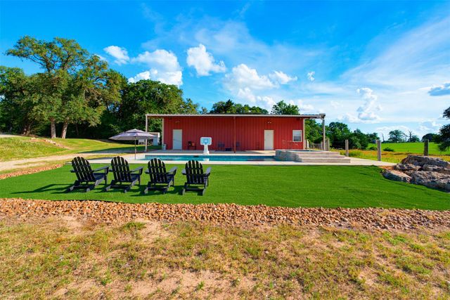 8731 SH 79 Highway, Milano, TX 76556