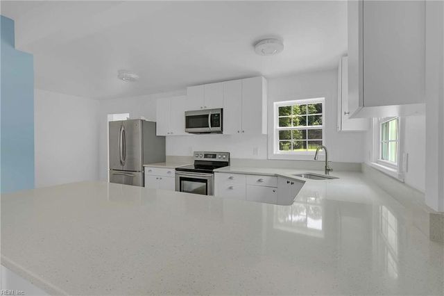 2791 Kings Creek RD, Hayes, VA 23072