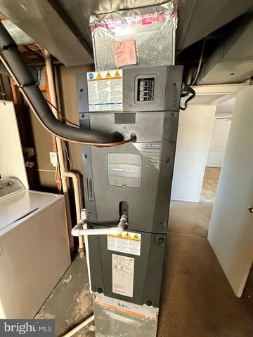 12918 KINGSWELL DR, Woodbridge, VA 22193