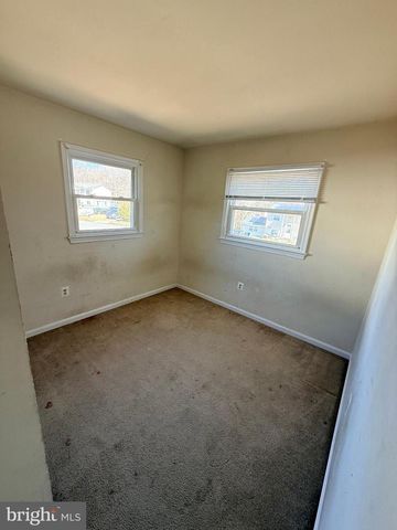 12918 KINGSWELL DR, Woodbridge, VA 22193