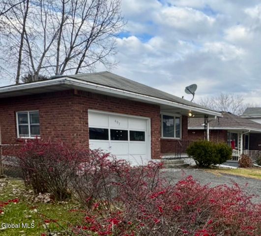 407 Ontario Street, Albany, NY 12208
