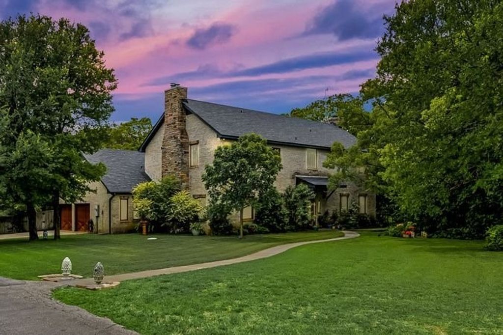 109 Mariah Drive, Weatherford, TX 76087