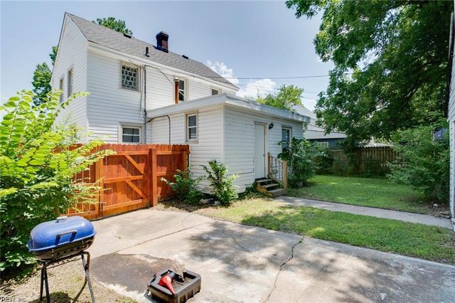 53 Decatur ST, Portsmouth, VA 23702