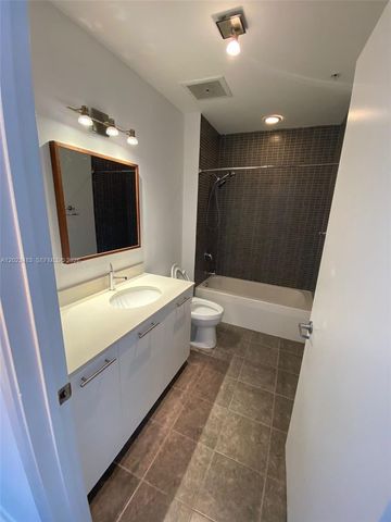 3470 E Coast Ave H2607, Miami, FL 33137