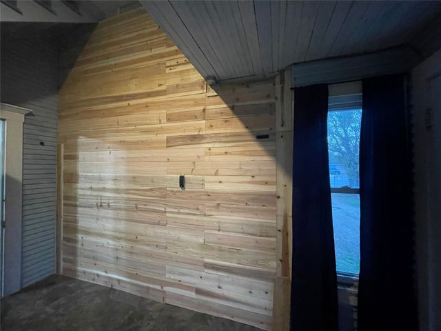 215 W Main Street, Lometa, TX 76853