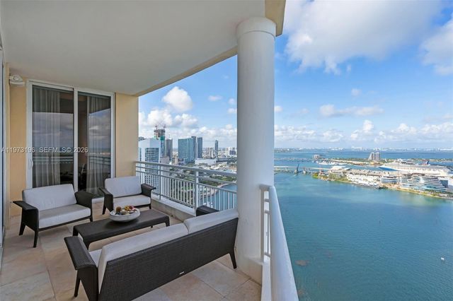 848 Brickell Key Dr LPH4401, Miami, FL 33131