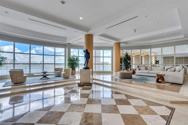 848 Brickell Key Dr LPH4401, Miami, FL 33131