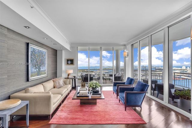 848 Brickell Key Dr LPH4401, Miami, FL 33131