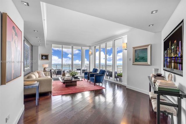 848 Brickell Key Dr LPH4401, Miami, FL 33131