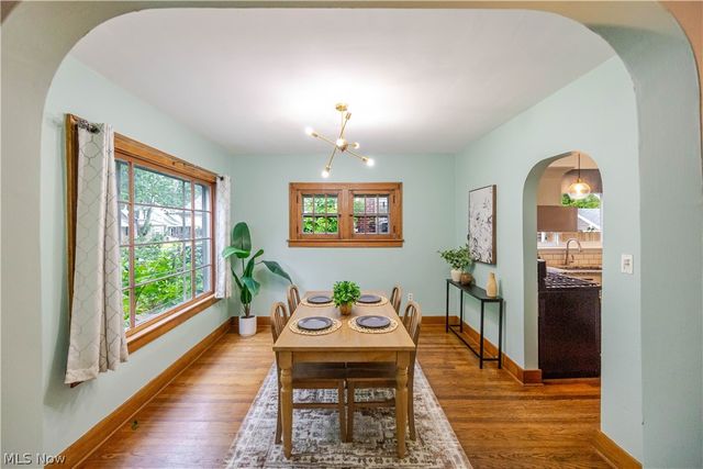 2529 Whitelaw Street, Cuyahoga Falls, OH 44221