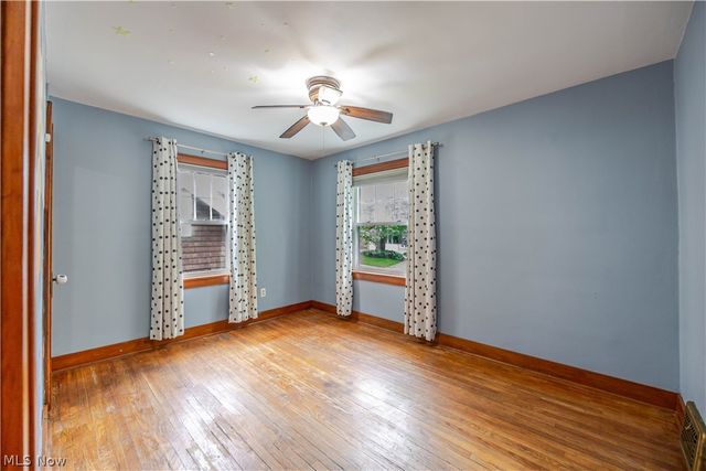 2529 Whitelaw Street, Cuyahoga Falls, OH 44221