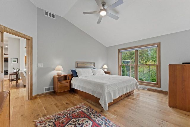 N74W16142 Stonewood DRIVE, Menomonee Falls, WI 53051