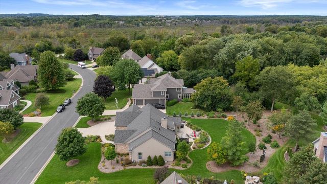 N74W16142 Stonewood DRIVE, Menomonee Falls, WI 53051