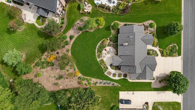 N74W16142 Stonewood DRIVE, Menomonee Falls, WI 53051