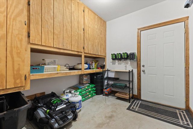N74W16142 Stonewood DRIVE, Menomonee Falls, WI 53051