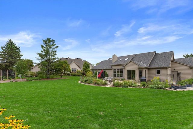 N74W16142 Stonewood DRIVE, Menomonee Falls, WI 53051