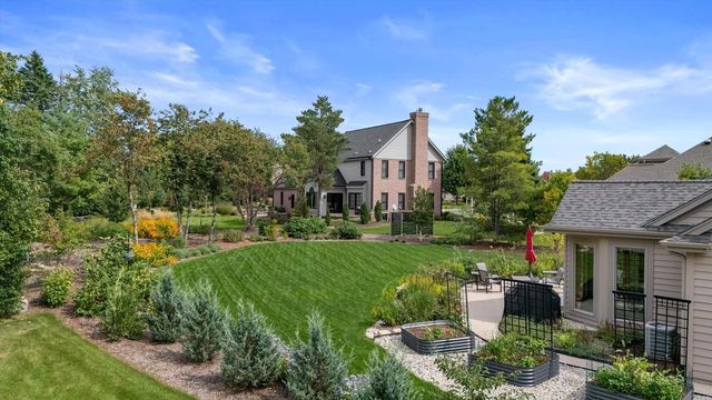 N74W16142 Stonewood DRIVE, Menomonee Falls, WI 53051