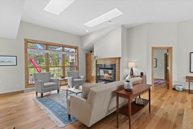 N74W16142 Stonewood DRIVE, Menomonee Falls, WI 53051