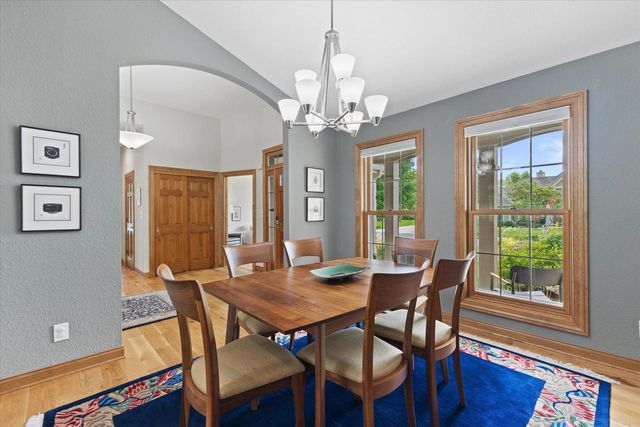 N74W16142 Stonewood DRIVE, Menomonee Falls, WI 53051