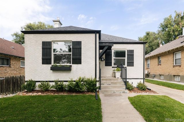 4545 Batavia Place, Denver, CO 80220