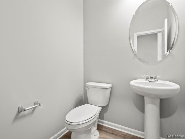 4145 Nottingham Circle, Clarkston, MI 48346