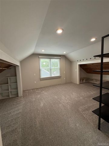 320 Flowerdale Street, Ferndale, MI 48220
