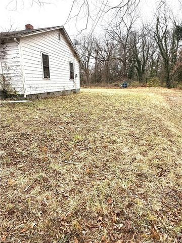 705 W Harrison Street, Reidsville, NC 27320