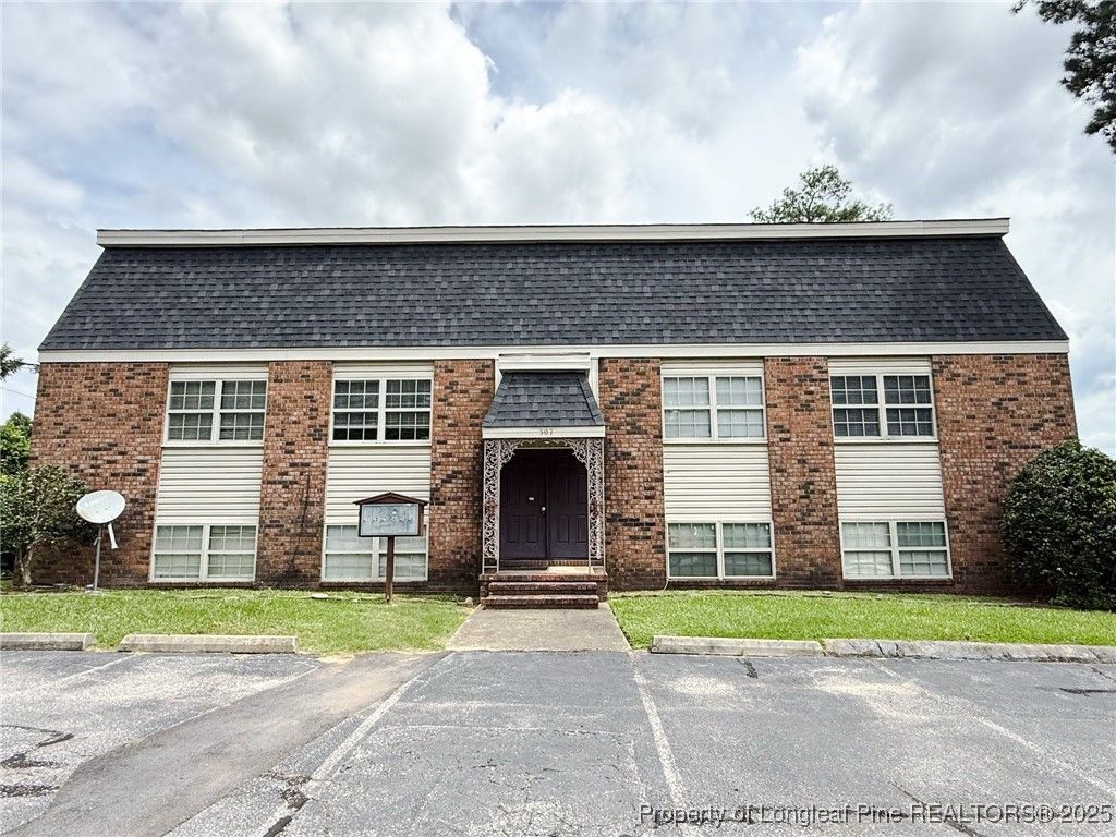 307-3 Bradford Avenue, Fayetteville, NC 28301