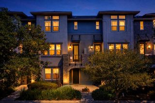 925 De Guigne Drive 4, Sunnyvale, CA 94085