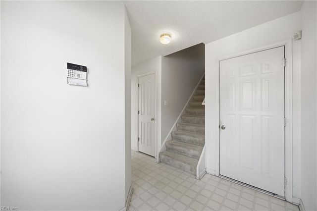 2565 Eagles Lake RD, Virginia Beach, VA 23456