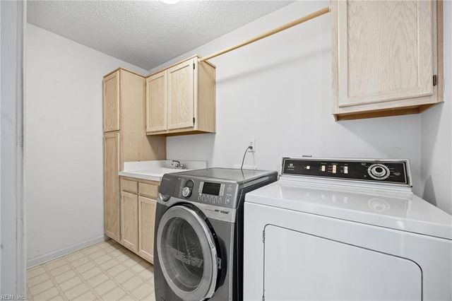 2565 Eagles Lake RD, Virginia Beach, VA 23456