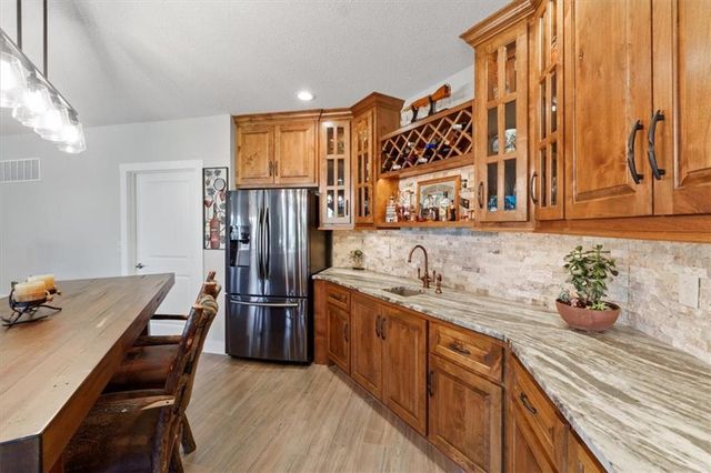 8856 Freedom Street, Lenexa, KS 66227