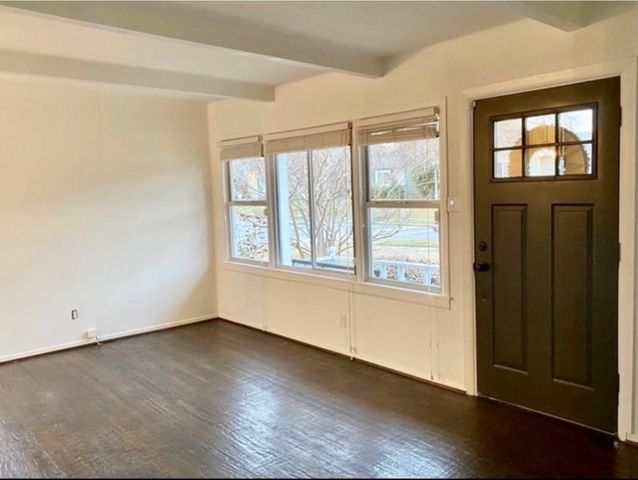 9919 Dresden Drive, Dallas, TX 75220