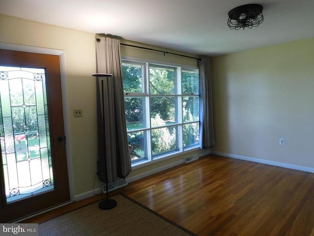 10843 HARRY BYRD HWY, Berryville, VA 22611