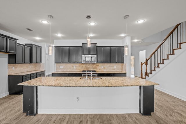 1929 Brahorn Lane, Fort Worth, TX 76131