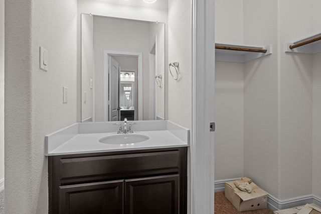 1929 Brahorn Lane, Fort Worth, TX 76131