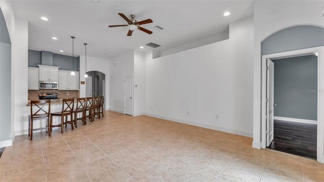 2507 TORRENS DRIVE, Lakeland, FL 33805